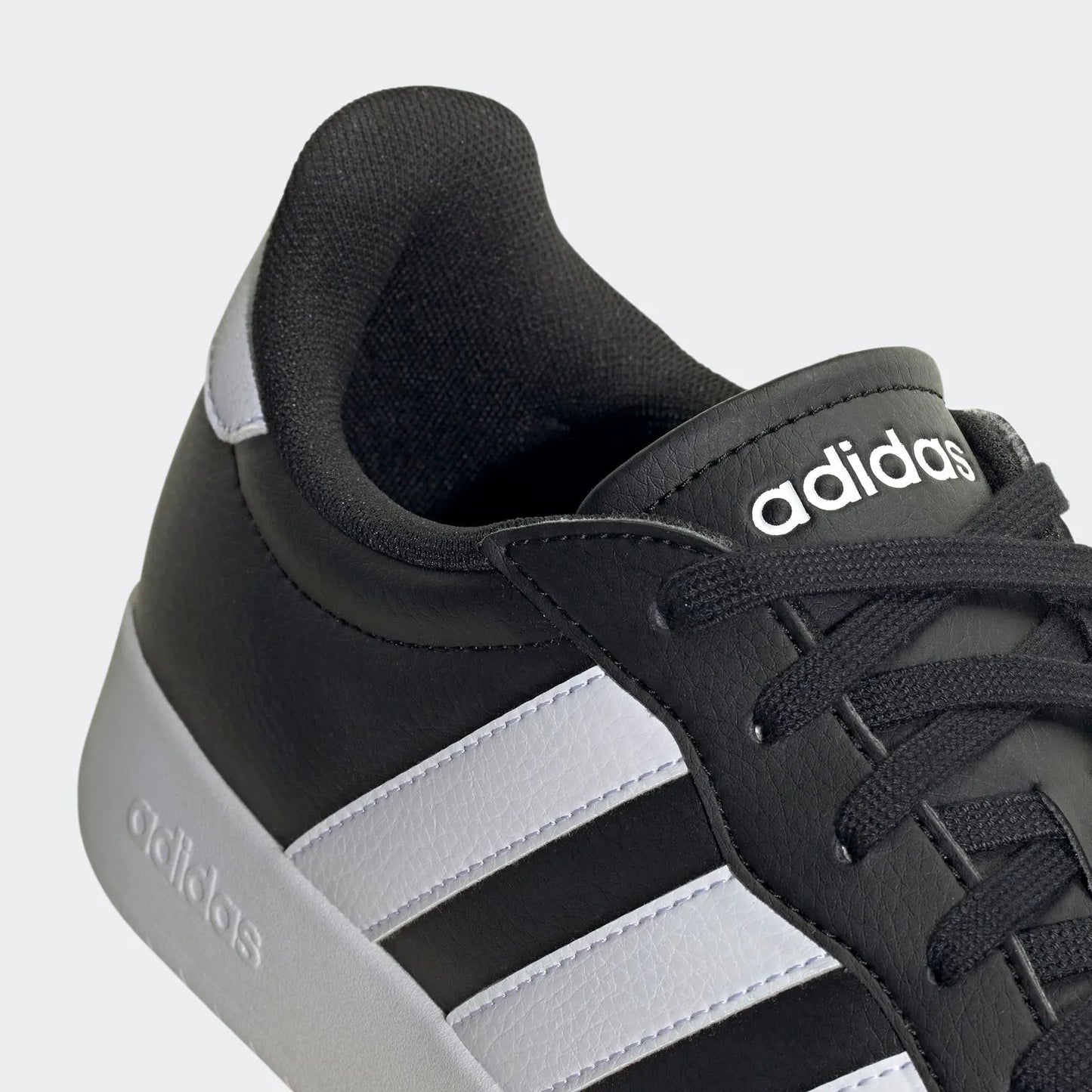 ADIDAS BARREDA